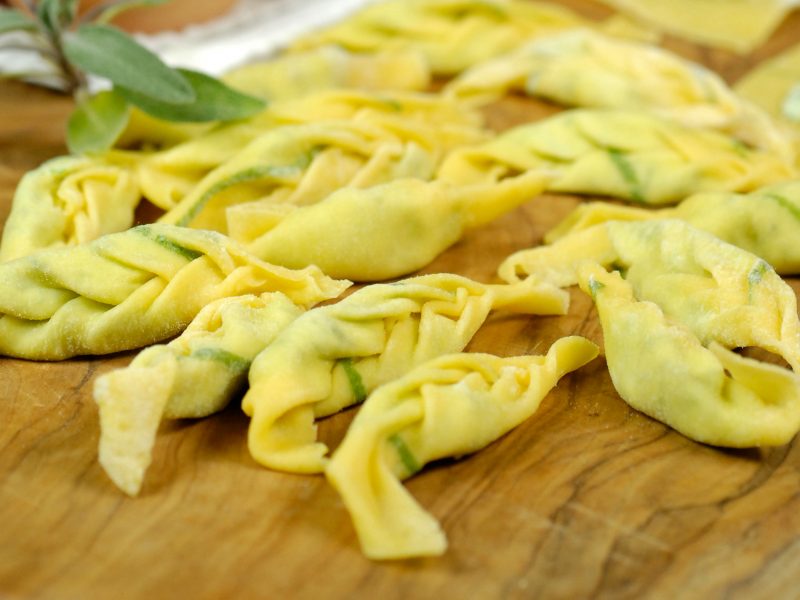 Tortelli con la coda. Archivio Immagini VisitEmilia
